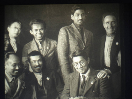 1922年陈独秀、瞿秋白等在共产国际四大.png